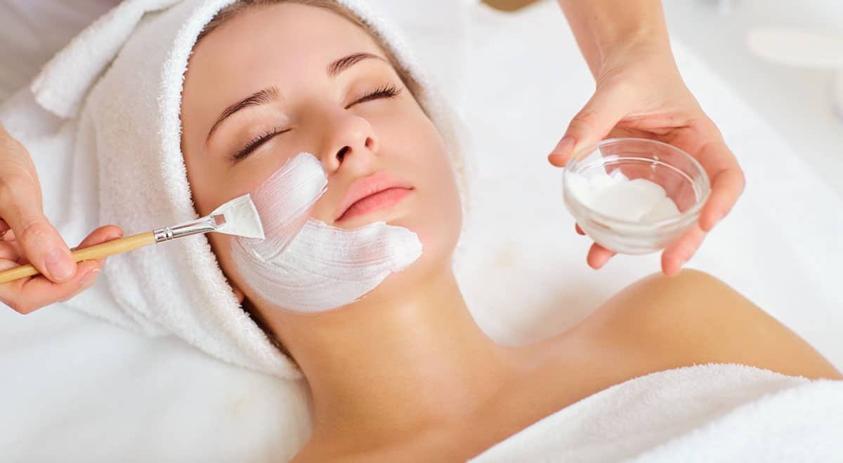 Cấy trắng da Glowing skin - Giải ph&aacute;p chăm s&oacute;c da chuy&ecirc;n s&acirc;u hiện đại kh&ocirc;ng x&acirc;m lấn
