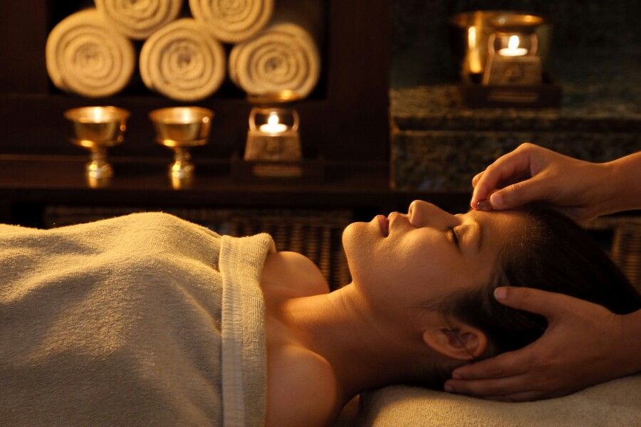 gội đầu dưỡng sinh massage tại spa Tân Phú