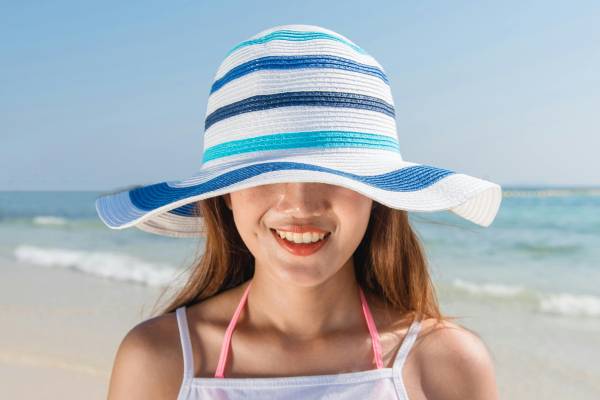 TÁC ĐỘNG CỦA MÔI TRƯỜNG NẮNG NÓNG ĐẾN LÀN DA VÀ CÁCH CHĂM SÓC DA VÀO MÙA NẮNG GAY GẮT